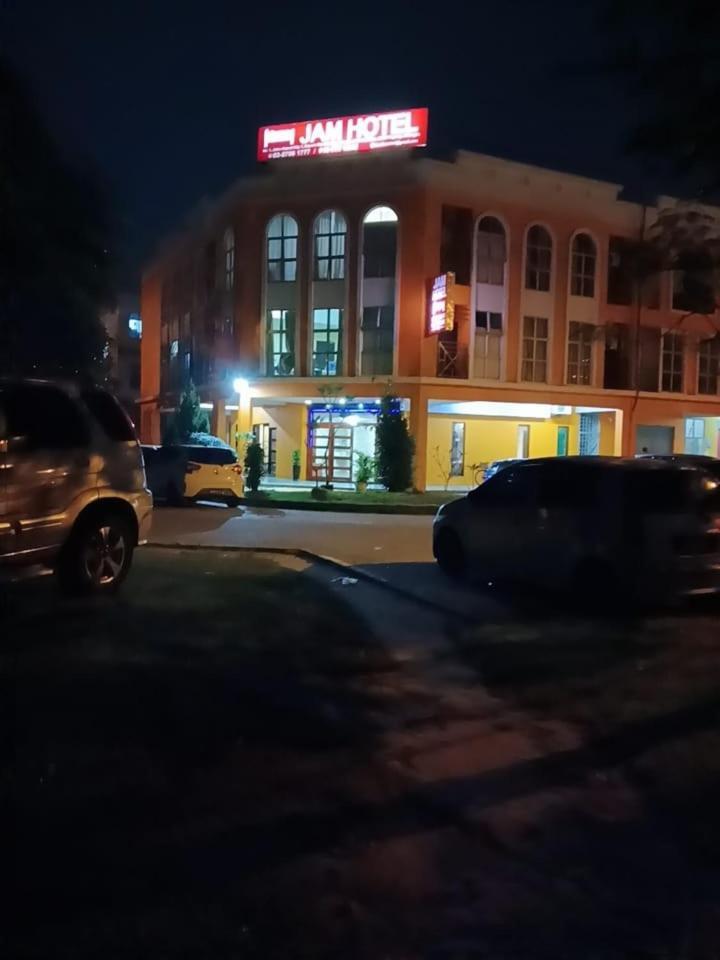 Jam Hotel Kota Warisan Sepang @ Erl Salak Tinggi, Klia 1-2 & F1 Eksteriør bilde