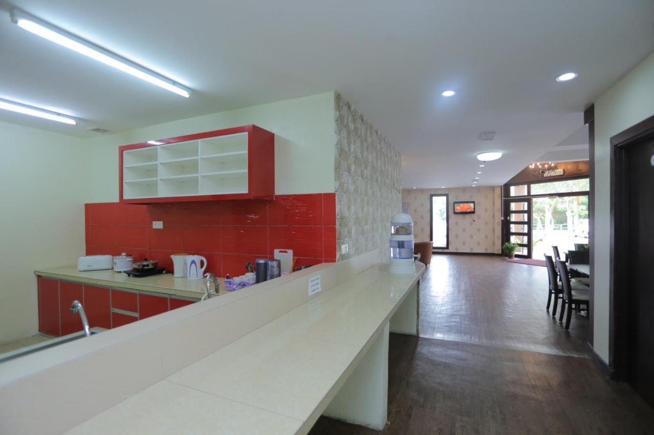 Jam Hotel Kota Warisan Sepang @ Erl Salak Tinggi, Klia 1-2 & F1 Eksteriør bilde
