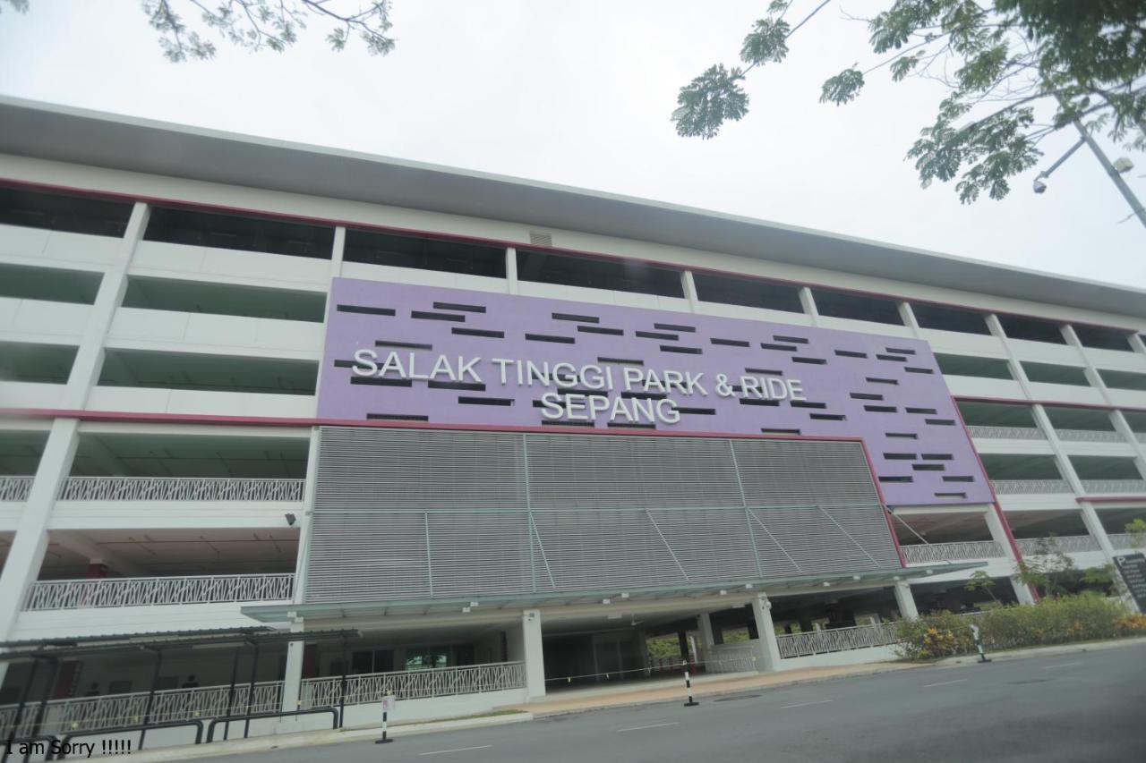 Jam Hotel Kota Warisan Sepang @ Erl Salak Tinggi, Klia 1-2 & F1 Eksteriør bilde